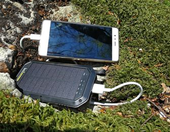 BasicNature 8 Powerbank 8K με ηλιακή φόρτιση και φως LED