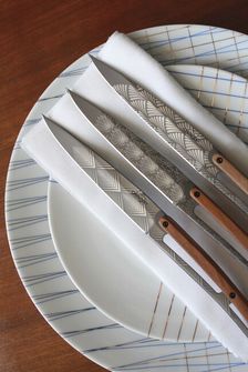 Deejo σετ 6 μαχαιριών μπριζόλας με φινίρισμα τιτανίου και σχεδιασμό από ξύλο ελιάς Art Déco
