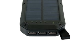 BasicNature 8 Powerbank 8K με ηλιακή φόρτιση και φως LED